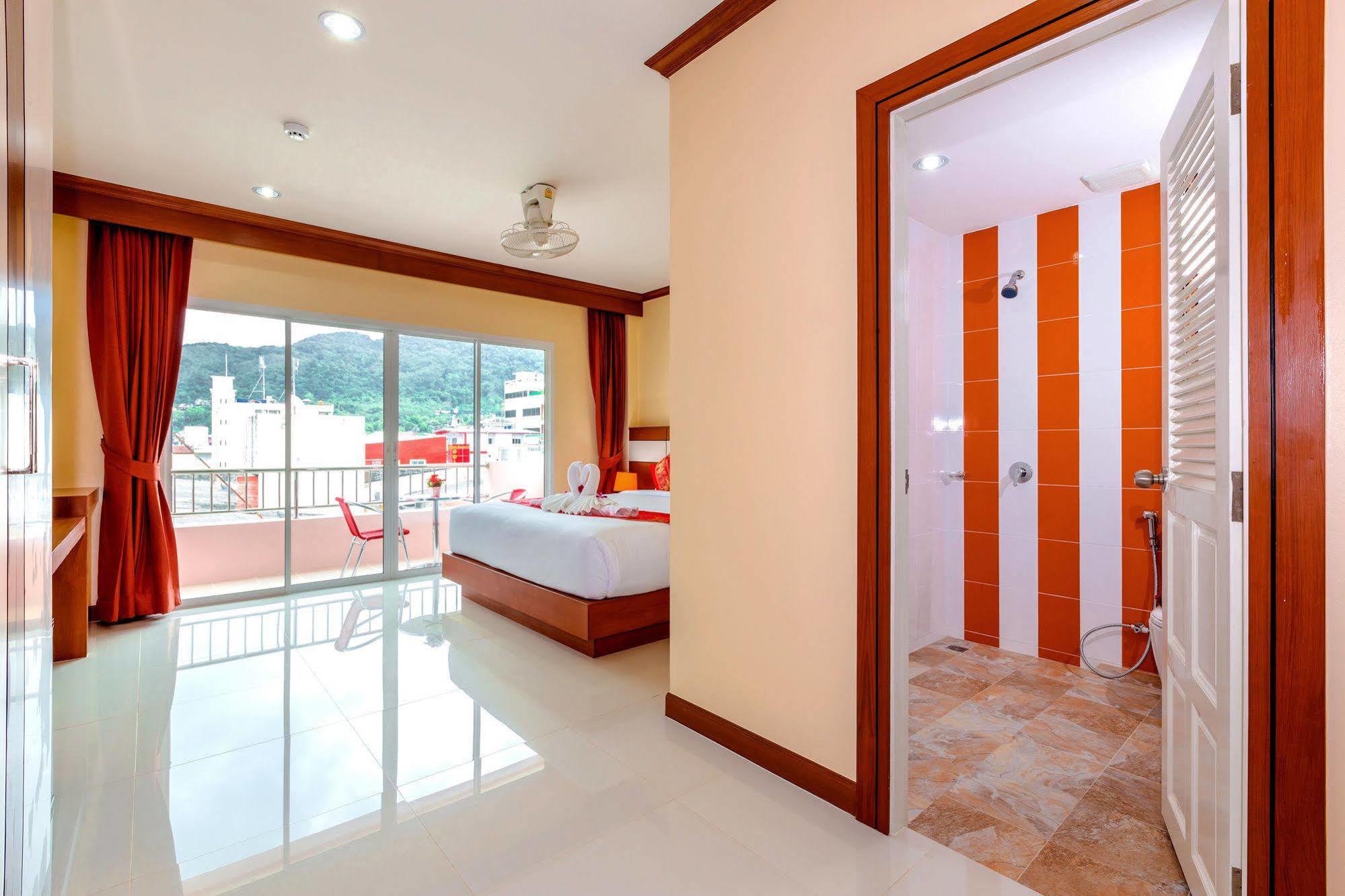 Hotel Phusita House - SHA Certified Patong Exterior foto